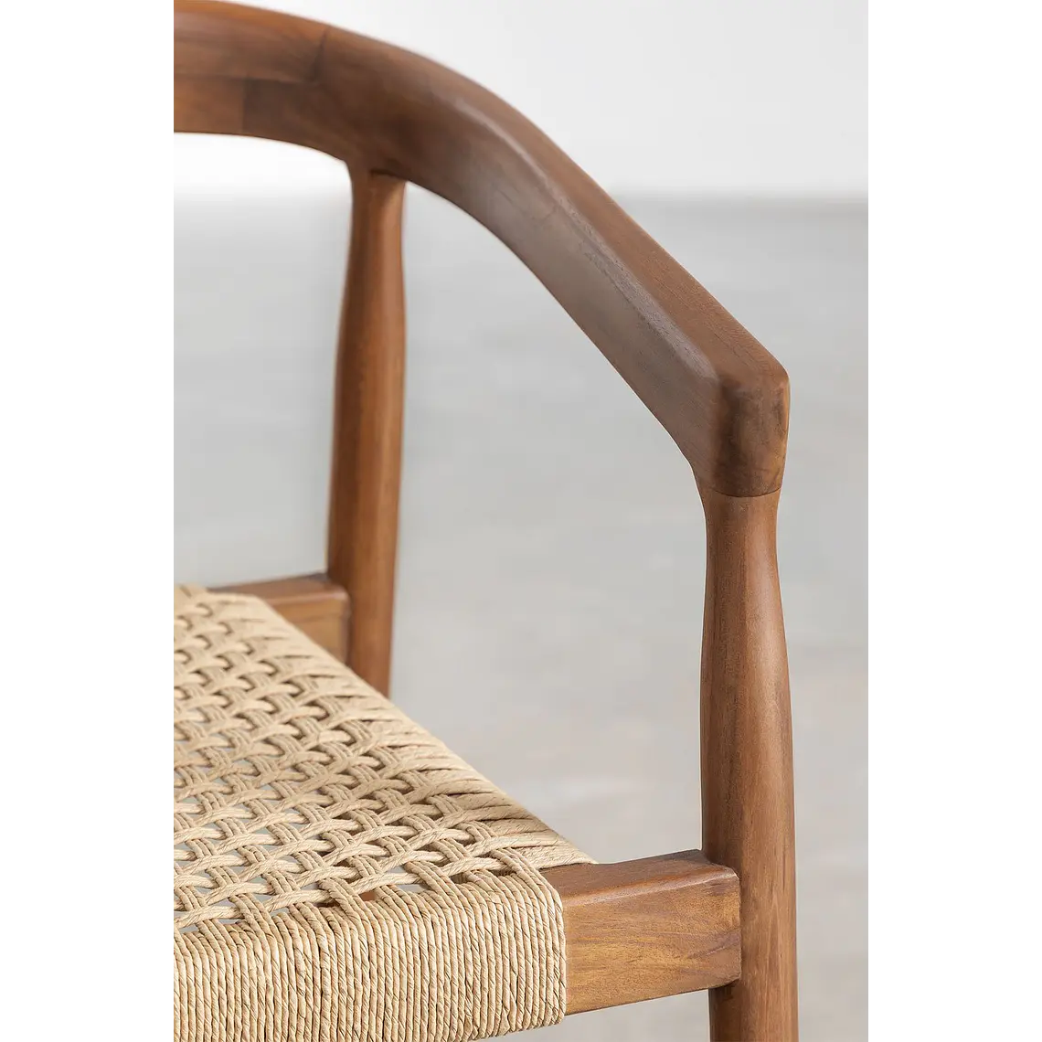 Silla de comedor Wenara en madera de teca 7