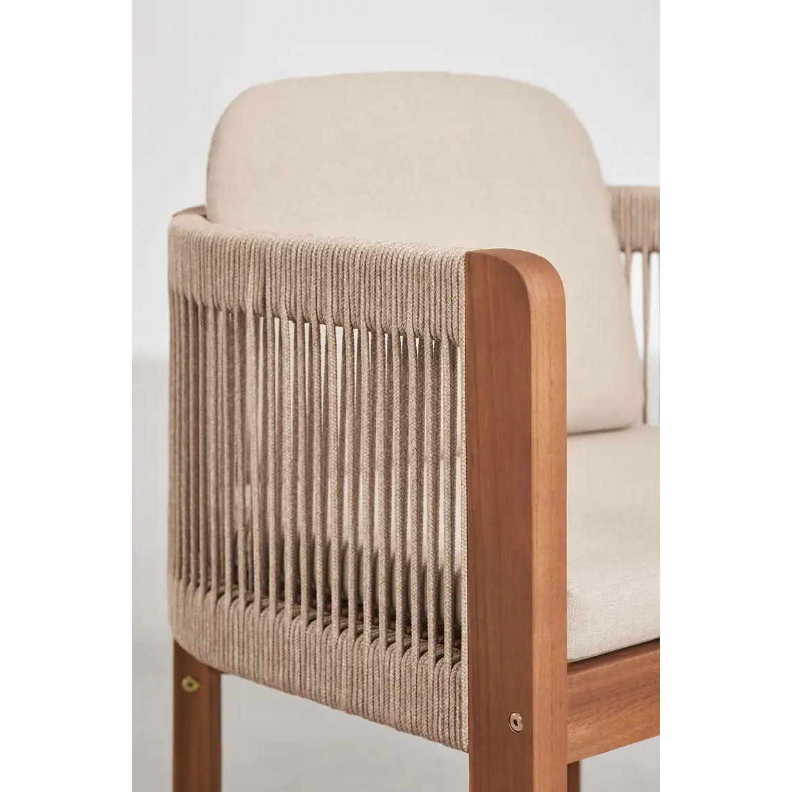 Silla de comedor Xaeora en madera de acacia 6