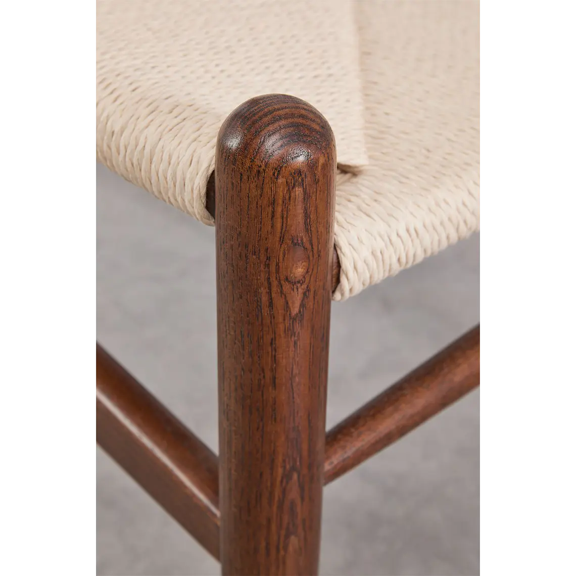 Silla de comedor Ylenor en madera 8
