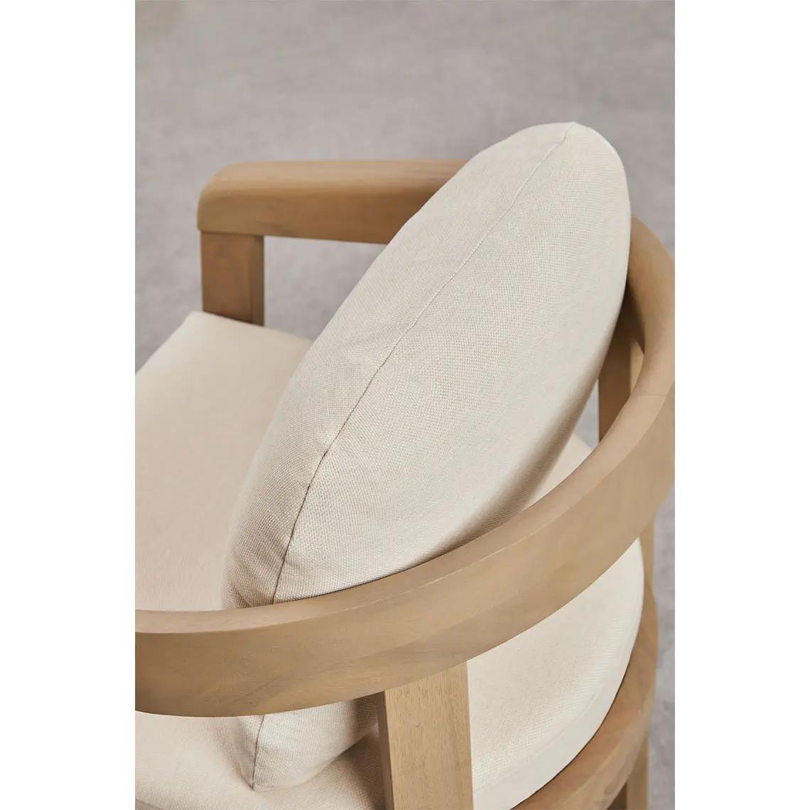 Silla de jardín con reposabrazos en madera de acacia Melena 9