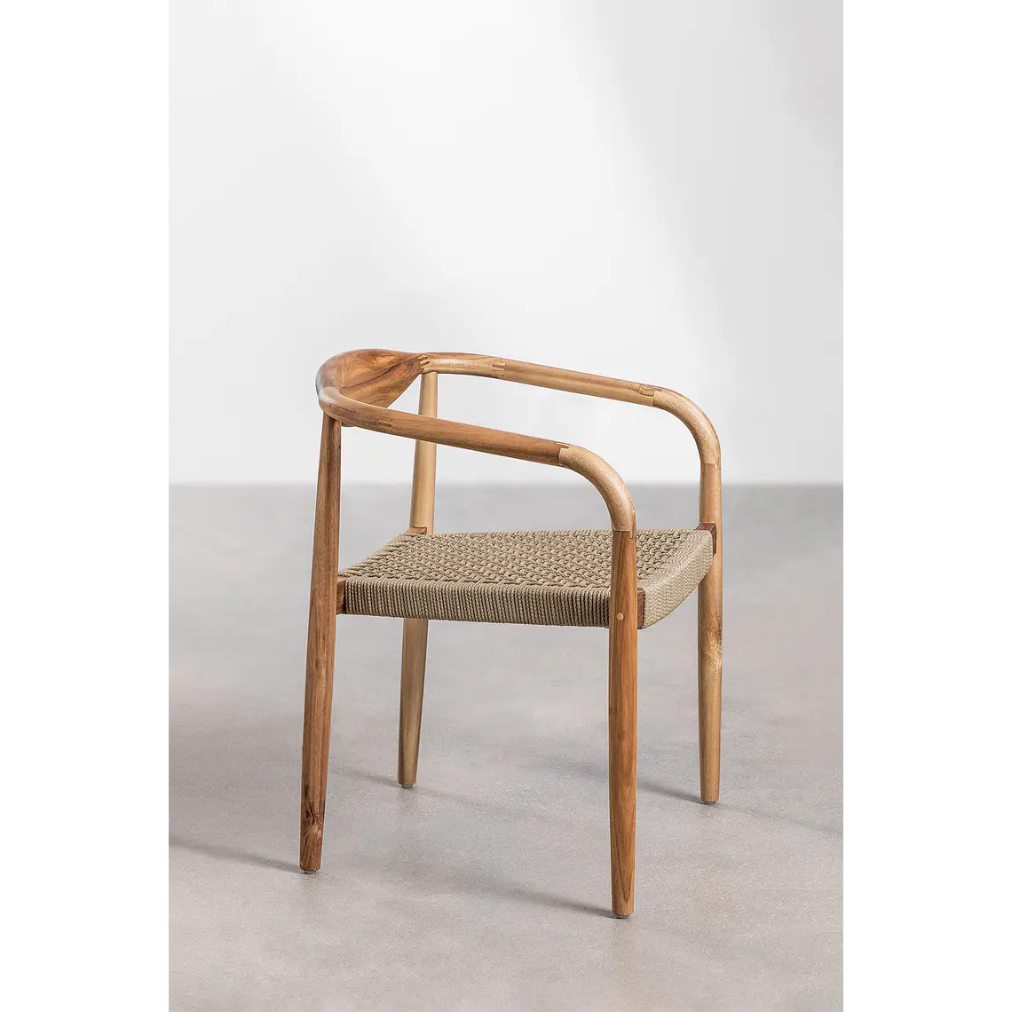 Silla de jardín con reposabrazos en madera de acacia y cuerda trenzada Ilania 5