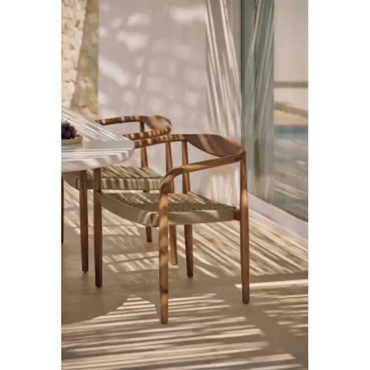 Silla de jardín con reposabrazos en madera de acacia y cuerda trenzada Ilania 11