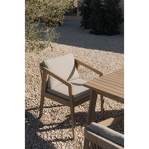 Silla de jardín con reposabrazos en madera de acacia y cuerda trenzada Navia