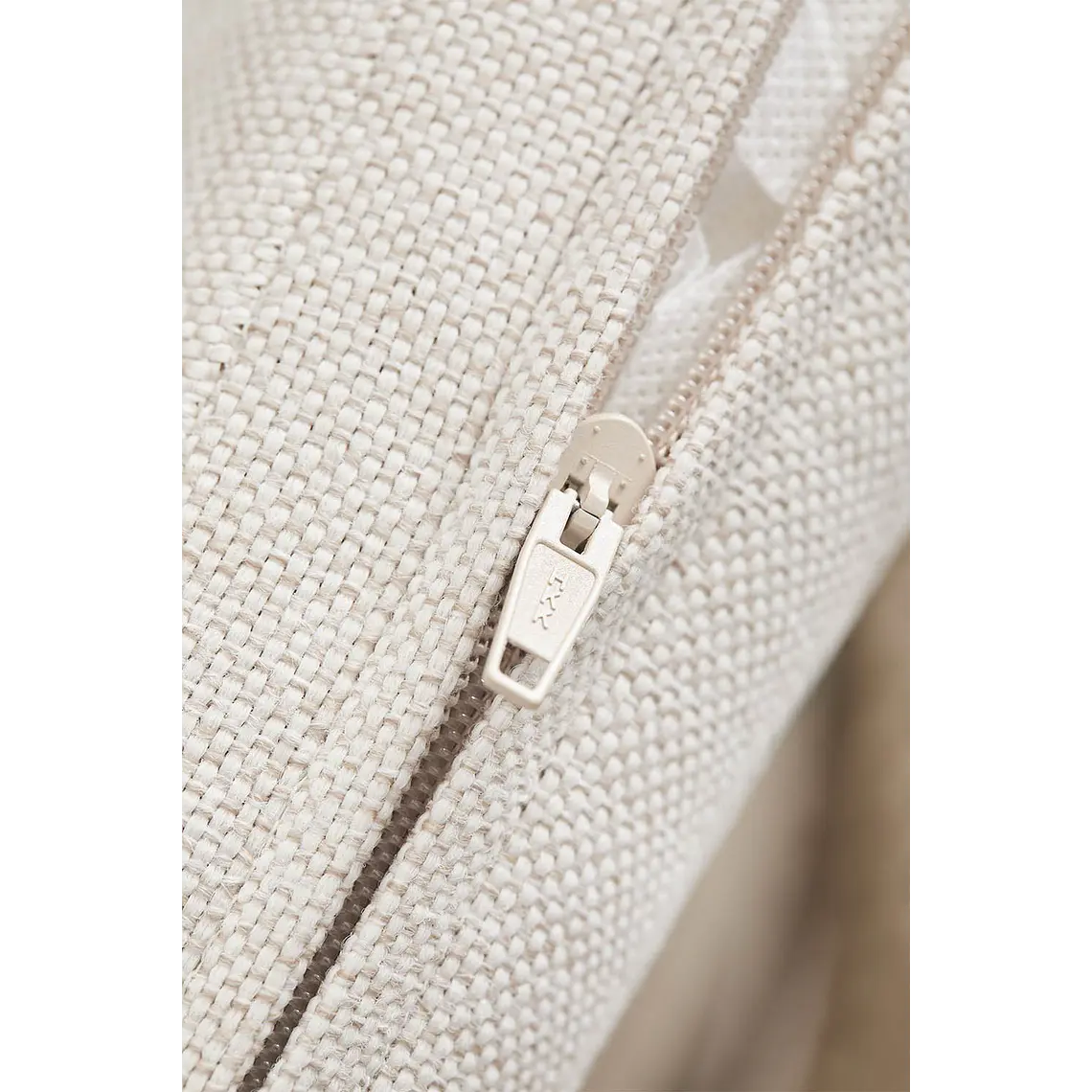 Silla de jardín en madera de acacia y cuerda trenzada Cavora 9