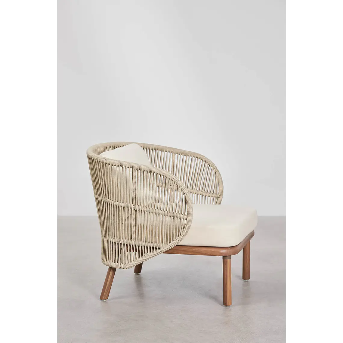 Sillón de jardín en madera de acacia y cuerda trenzada Zoreva 5