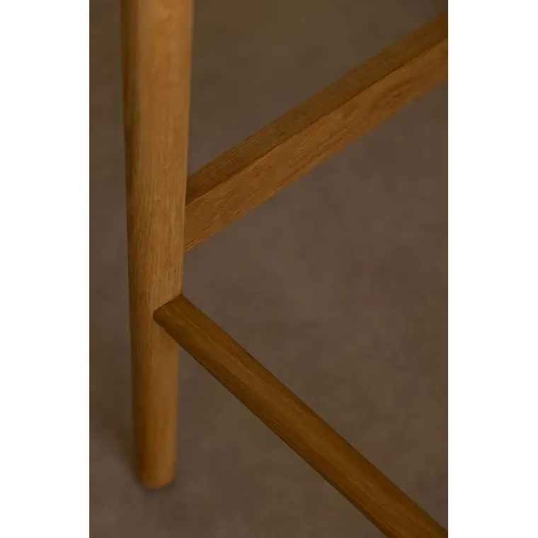 Taburete alto Evoeri en madera de roble 4