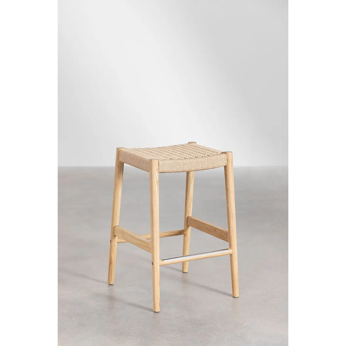 Taburete alto Evoeri en madera de roble 5
