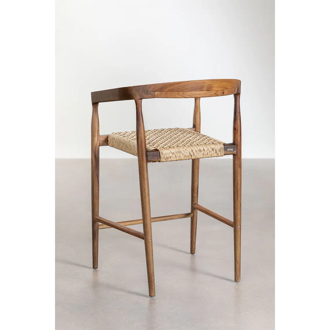 Taburete alto Wenena en madera de teca 4