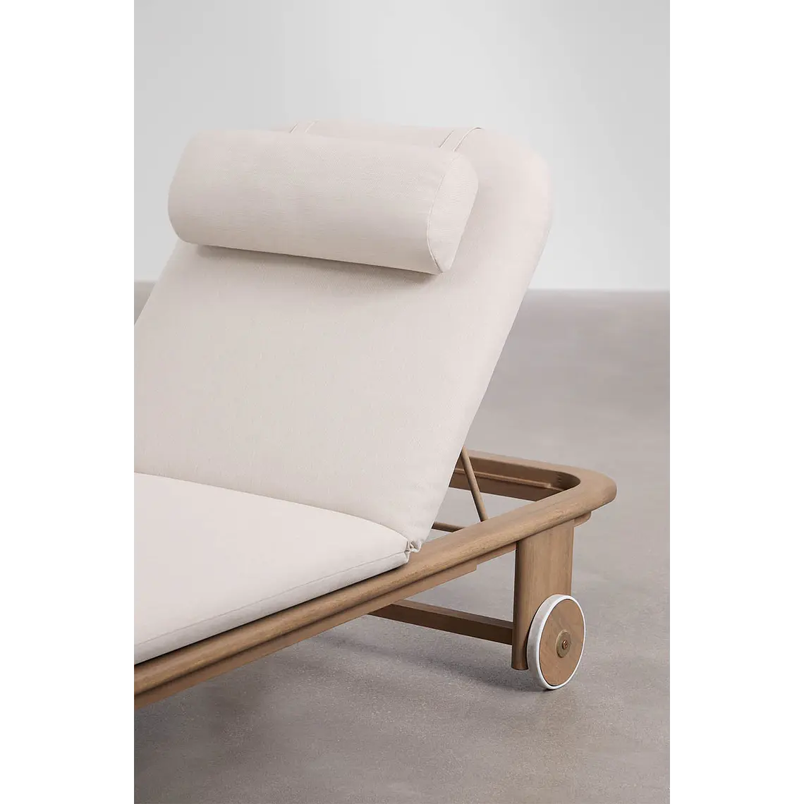 Tumbona reclinable en madera de acacia Elvora 8