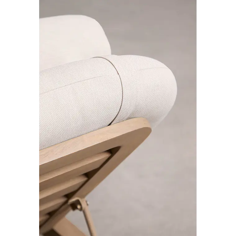 Tumbona reclinable en madera de acacia Elvora 10