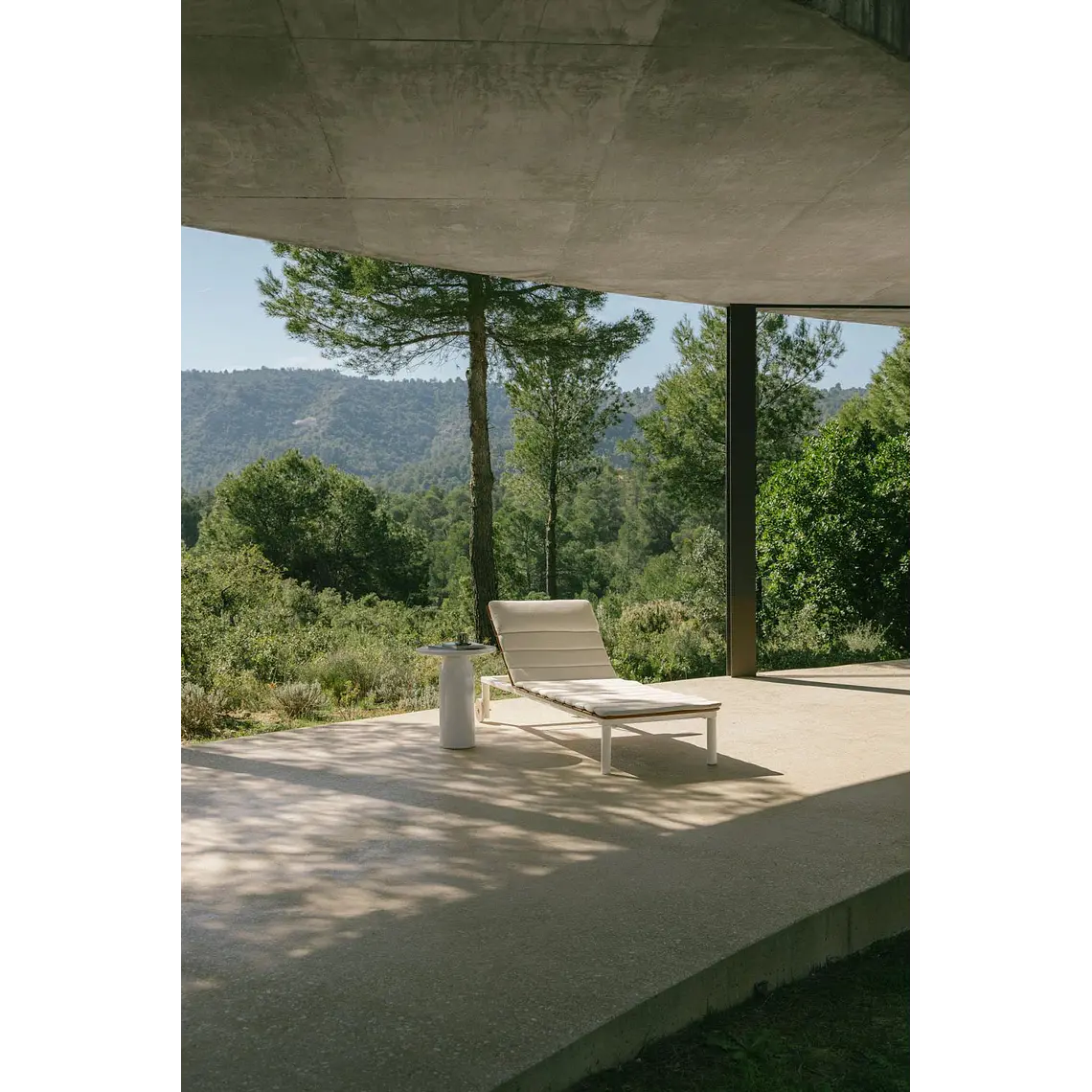Tumbona reclinable en madera de acacia y acero Falora 13