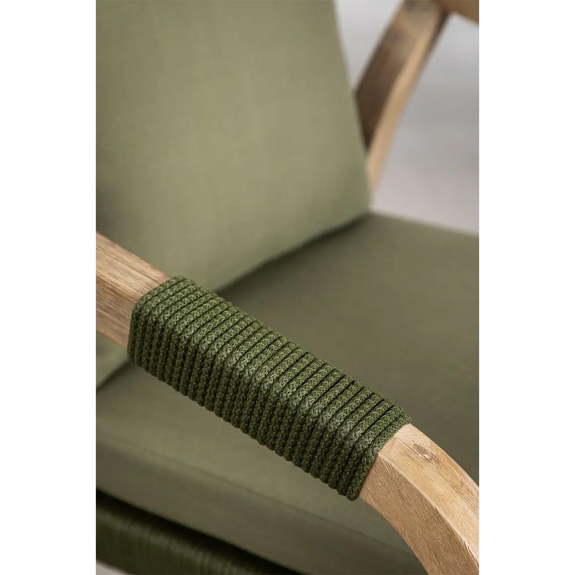 Conjunto de comedor Evoen en madera de acacia 9