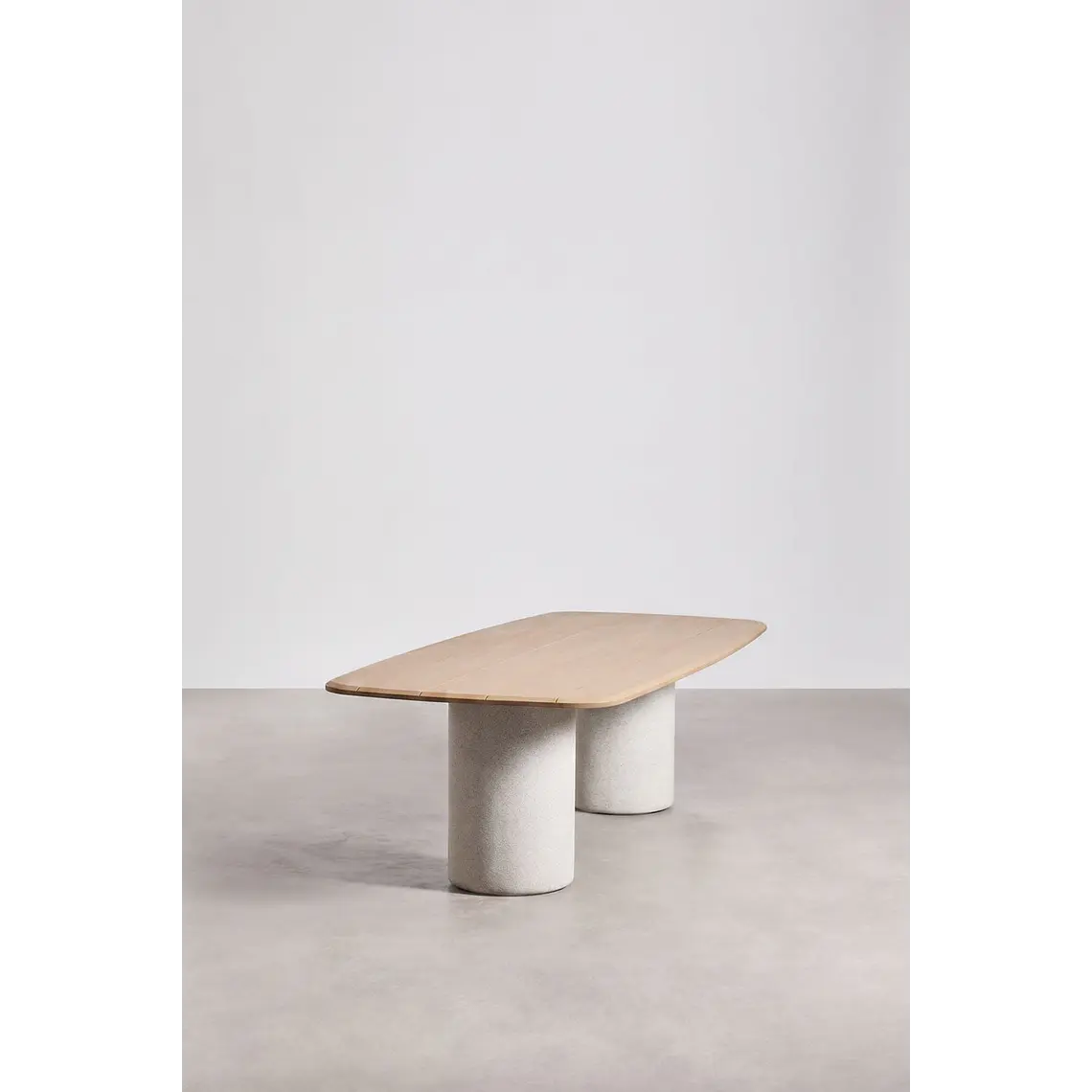 Mesa de comedor Daris en madera de acacia 2