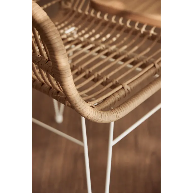 Silla de comedor Naelena en ratán 2