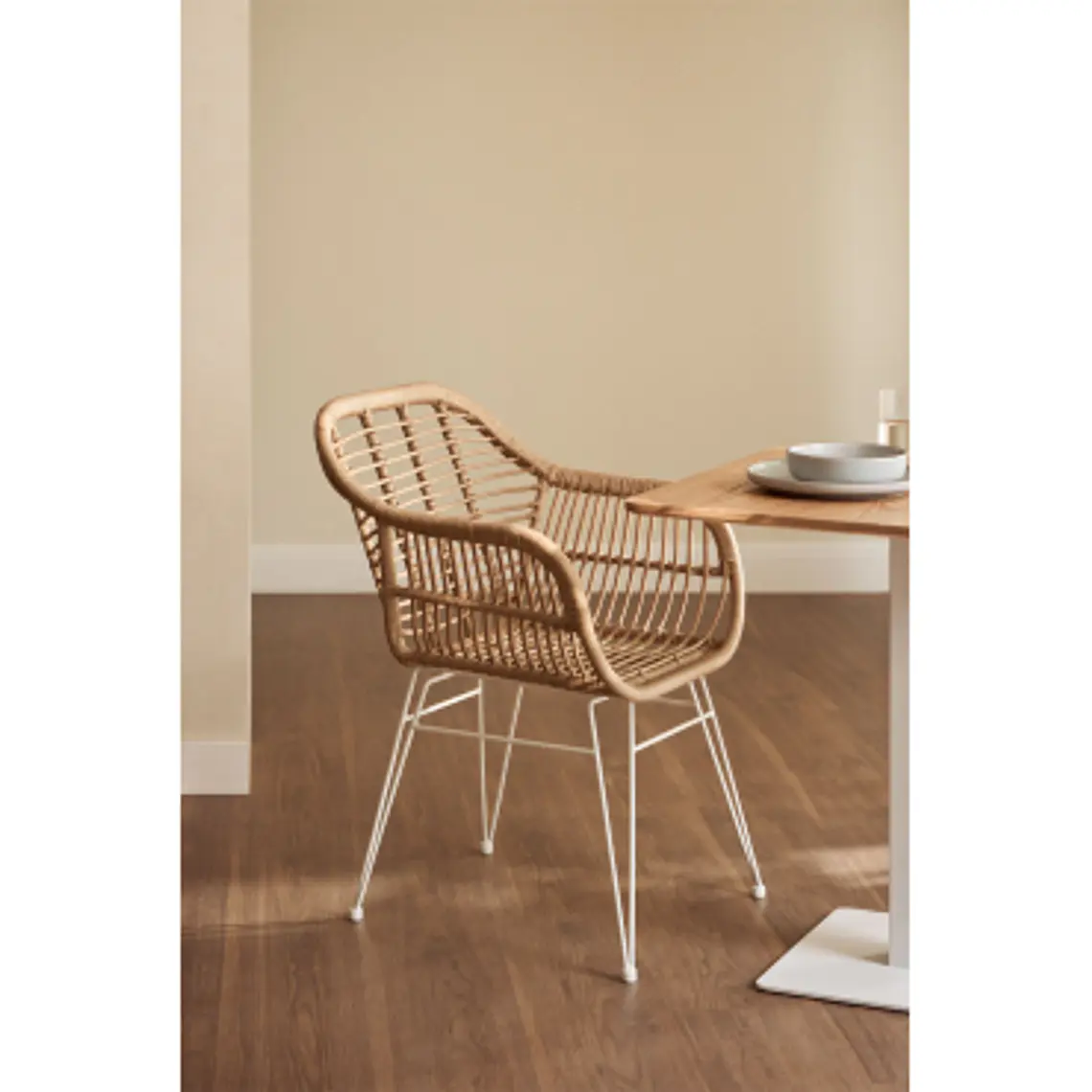 Silla de comedor Naelena en ratán 12