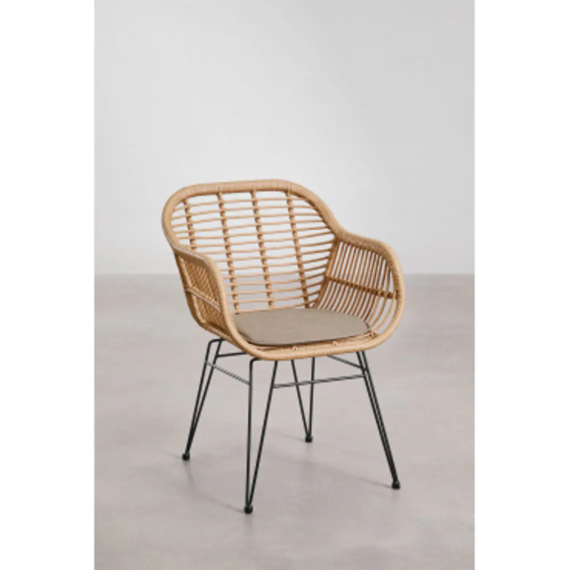 Silla de comedor Naelena en ratán 13