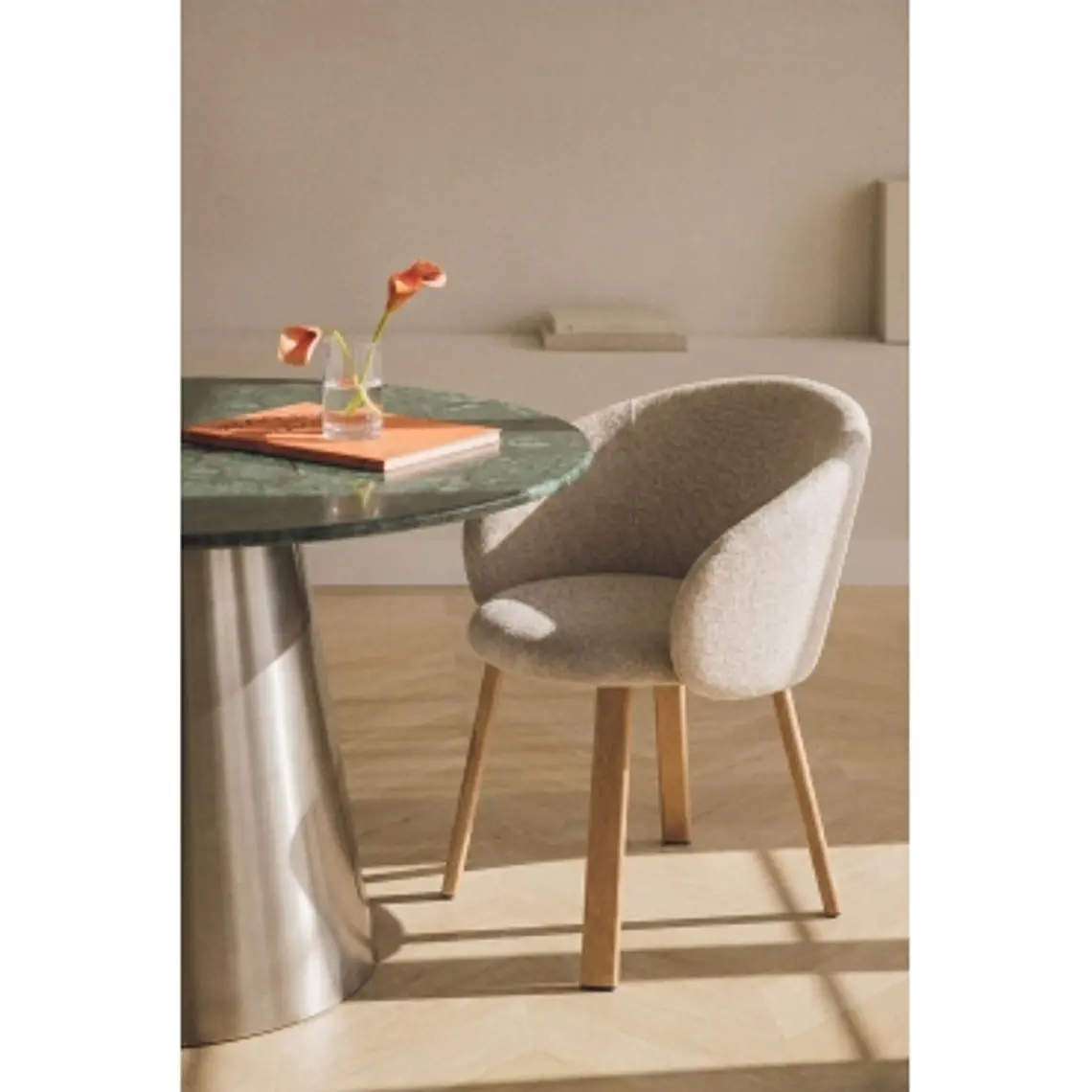 Silla de comedor Taelor 16