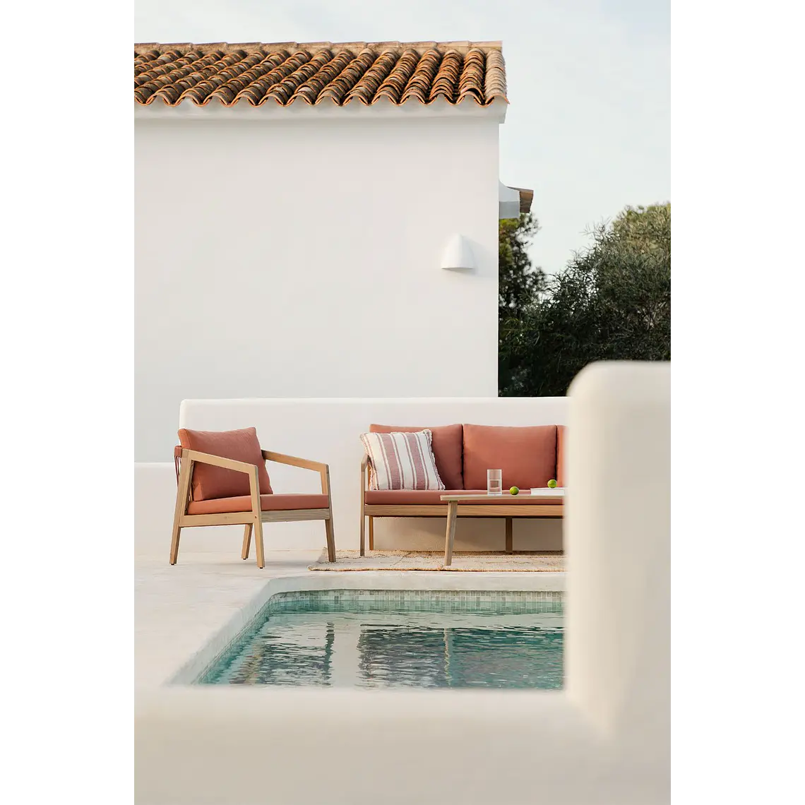 Sillón de jardín en madera de acacia y cuerda trenzada Larena 13