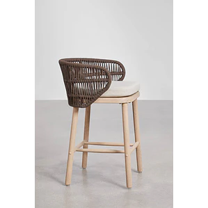 Taburete alto Raeeva en madera de acacia