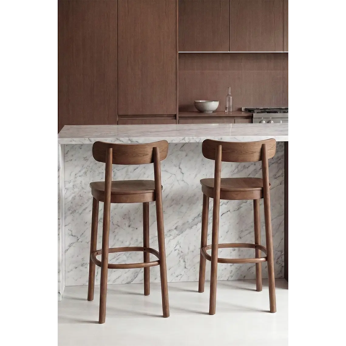 Taburete alto Xaeara en madera 1