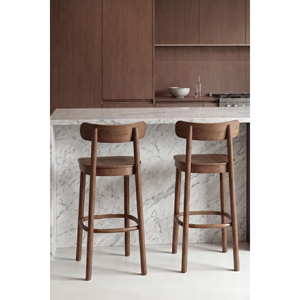 Taburete alto Xaeara en madera 2