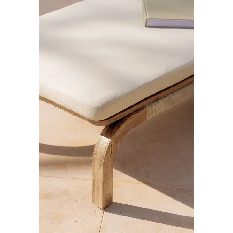 Tumbona reclinable en madera de acacia con cojín Noria 3