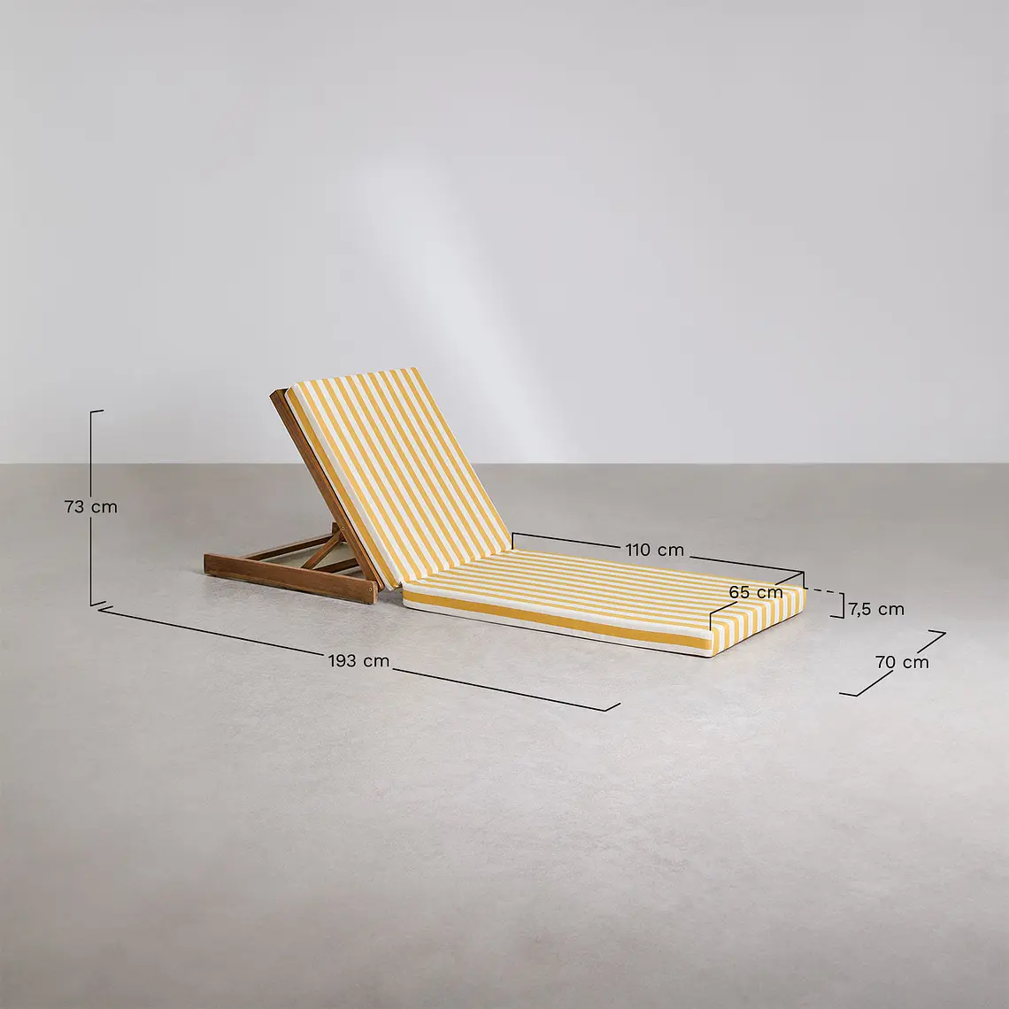 Tumbona reclinable en madera de acacia Sara 12