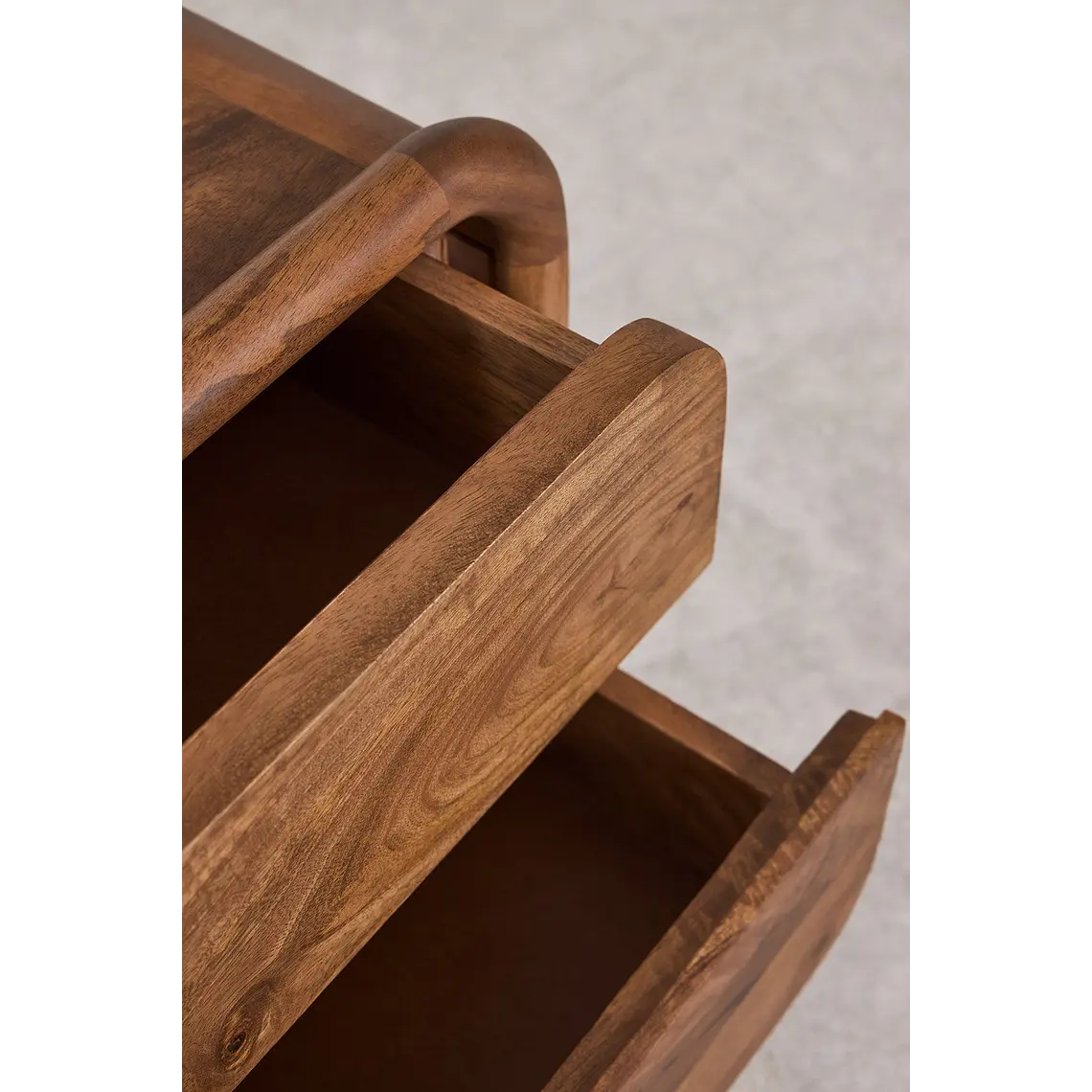 Velador Alora 50x45 cm en madera de mango 7