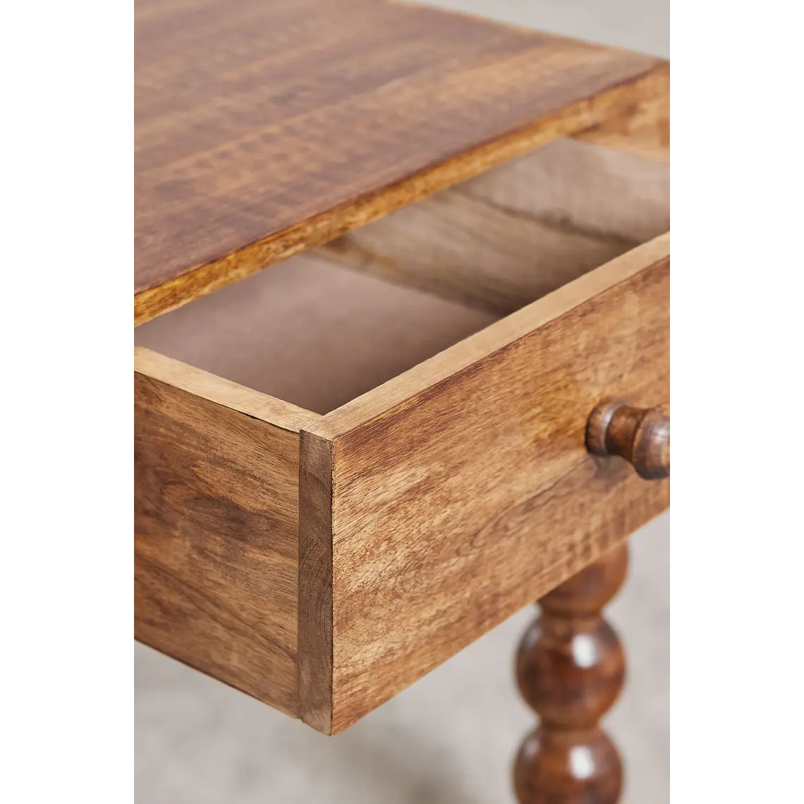 Velador Arvena 45x50 cm en madera de mango 6