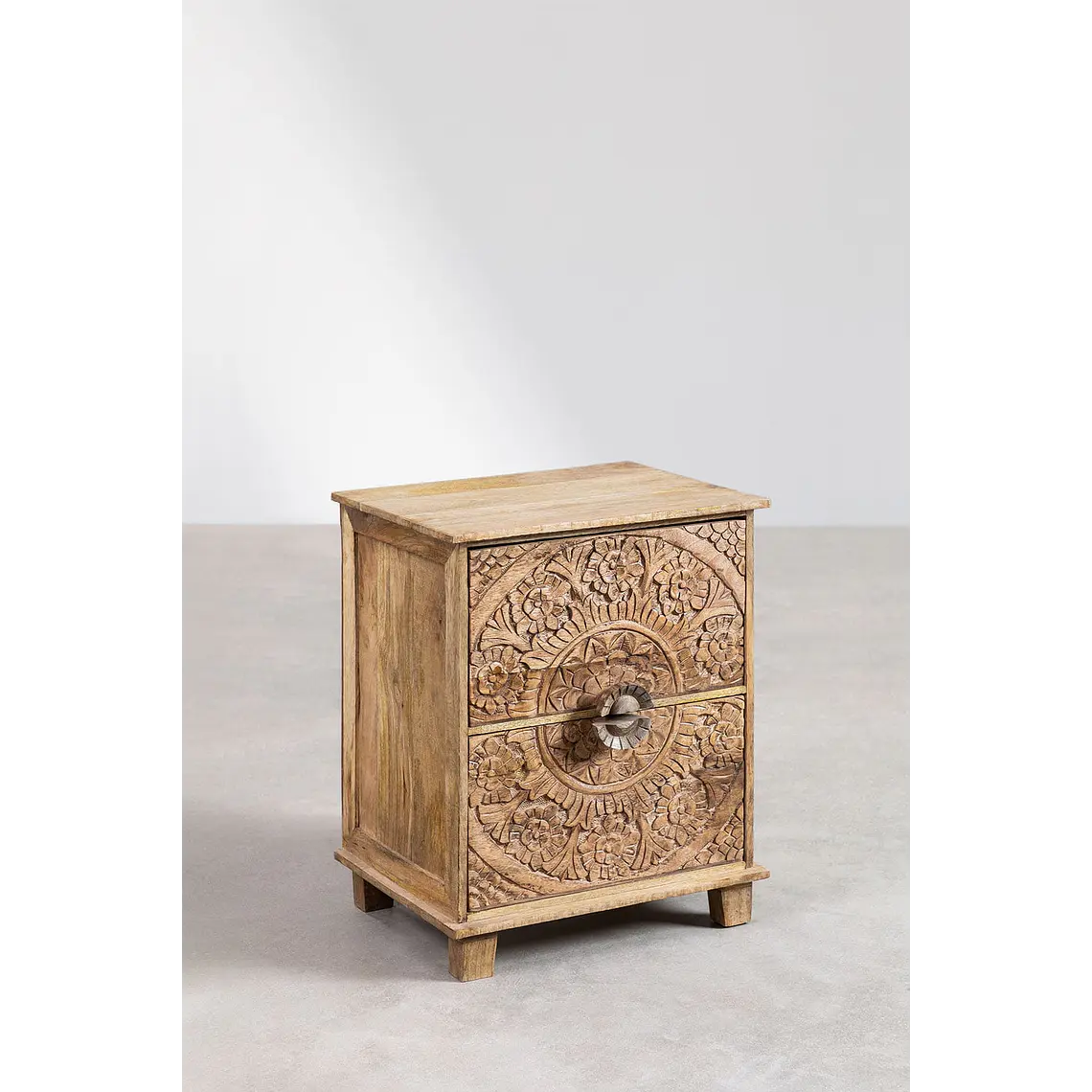 Velador Mireva 40x30 cm en madera de mango 4