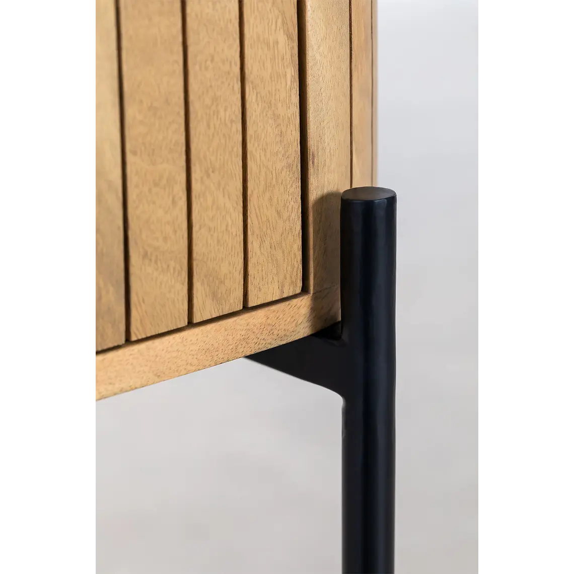 Velador Orenia 55x40 cm en madera de mango 6