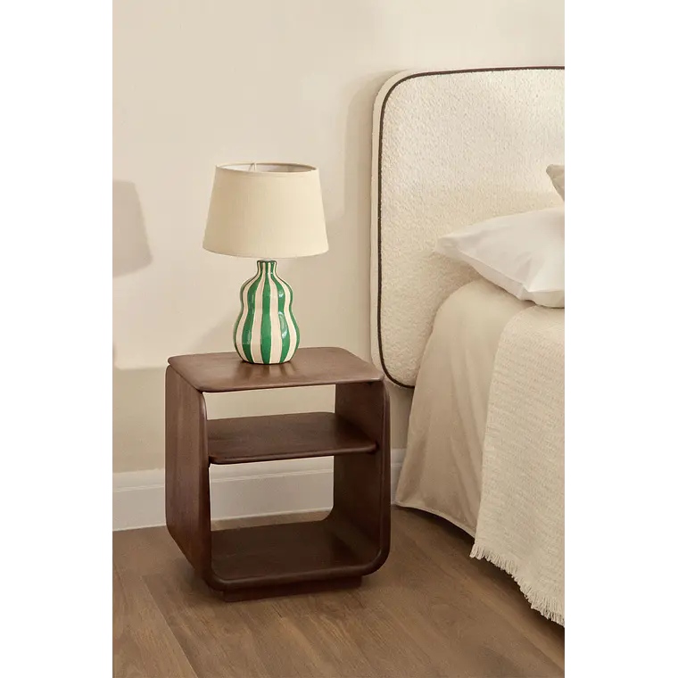 Velador Solira 40x30 cm en madera 1