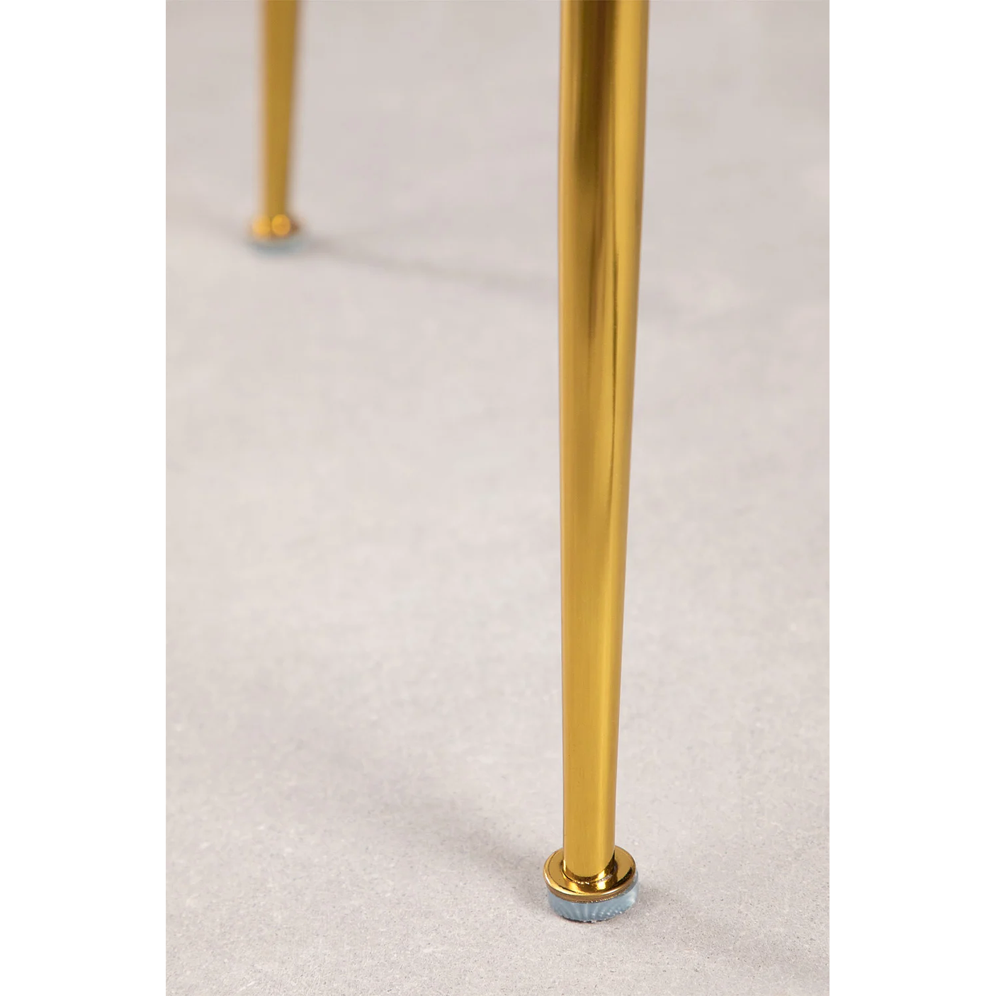 Silla de Comedor en Terciopelo Markina 22