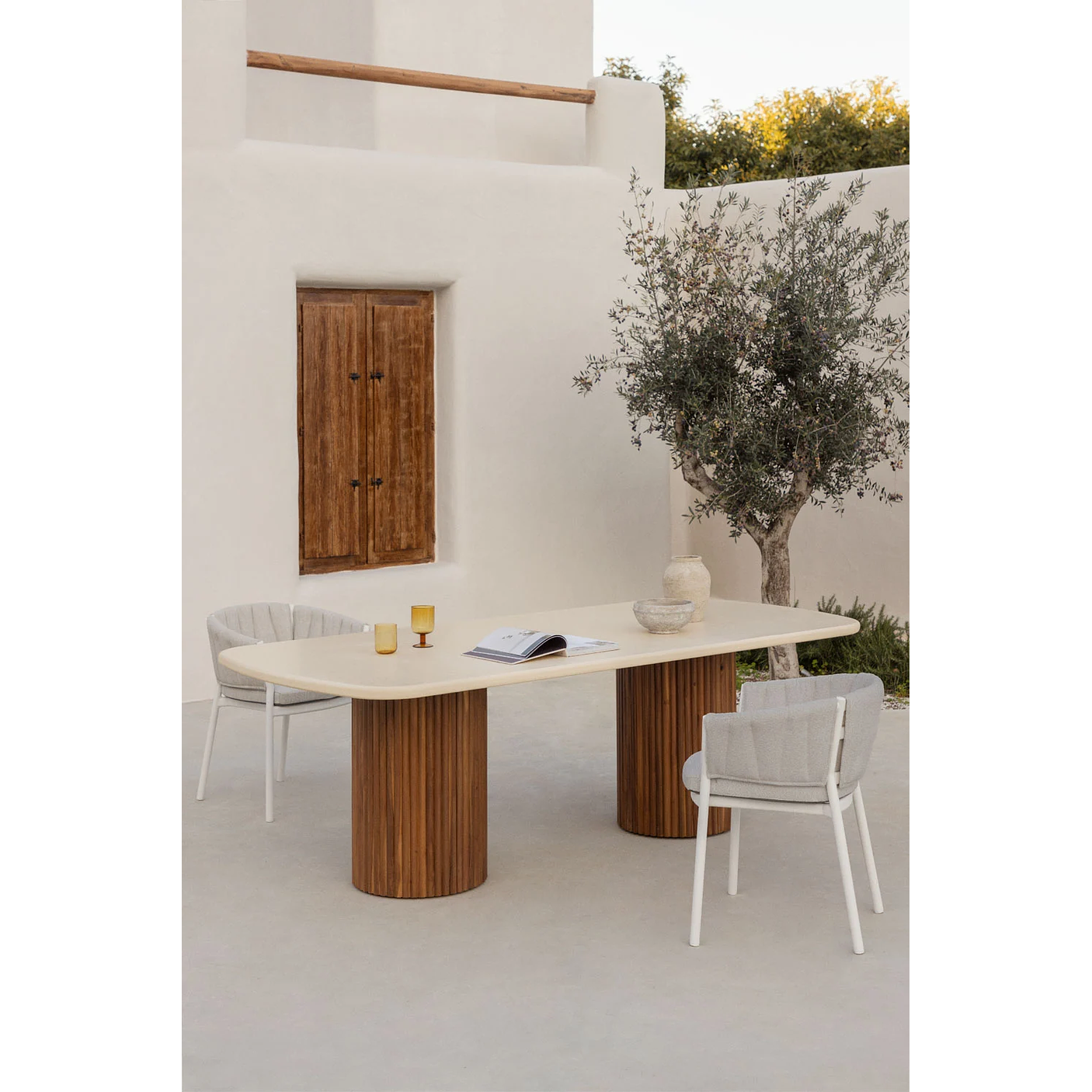 Mesa de Jardín Rectangular Sirvon 230 x 110 cm – Cemento y Madera de Acacia 1