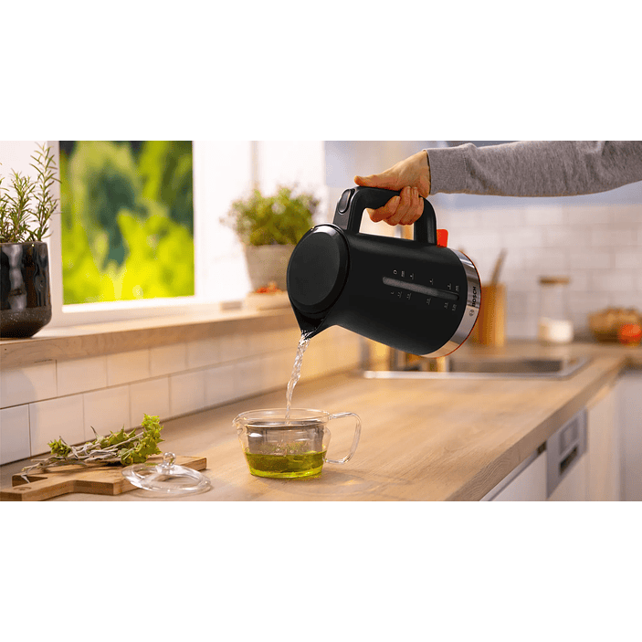 Bosch Hervidor MyMoment 1,7 L Negro · Diseño compacto y eficiente 8