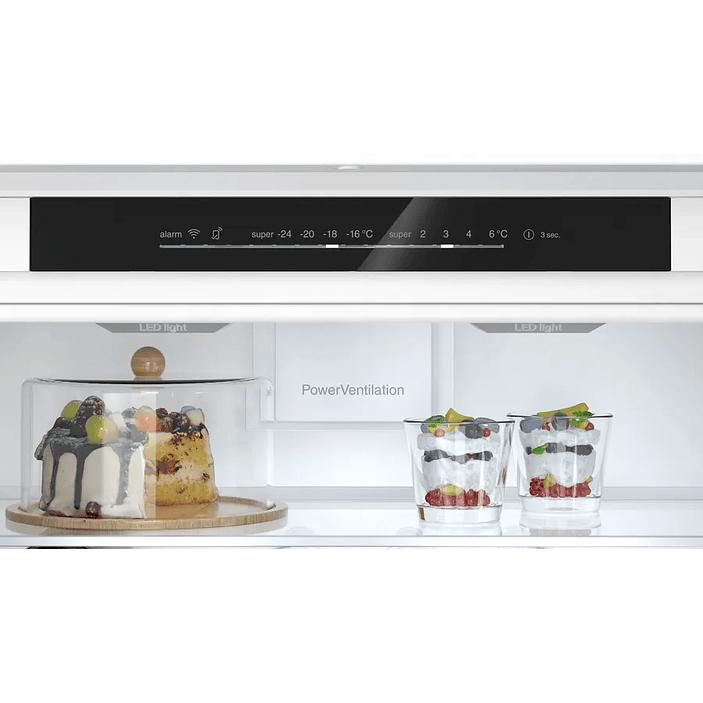 iQ500 Frigorífico combi integrable 193.5 x 70.8 cm Cierre SoftClose con puerta fija 5