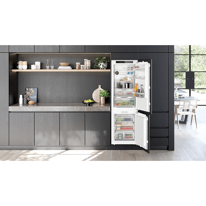 iQ300 Frigorífico combi integrable 193.5 x 69.1 cm Puerta deslizante 5