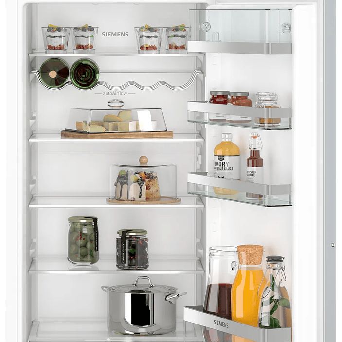 iQ500 Frigorífico integrable 122.1 x 55.8 cm Cierre SoftClose con puerta fija 2