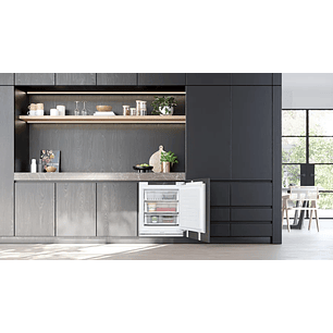 iQ500 Congelador integrable bajo encimera 82 x 59.8 cm Cierre SoftClose con puerta fija