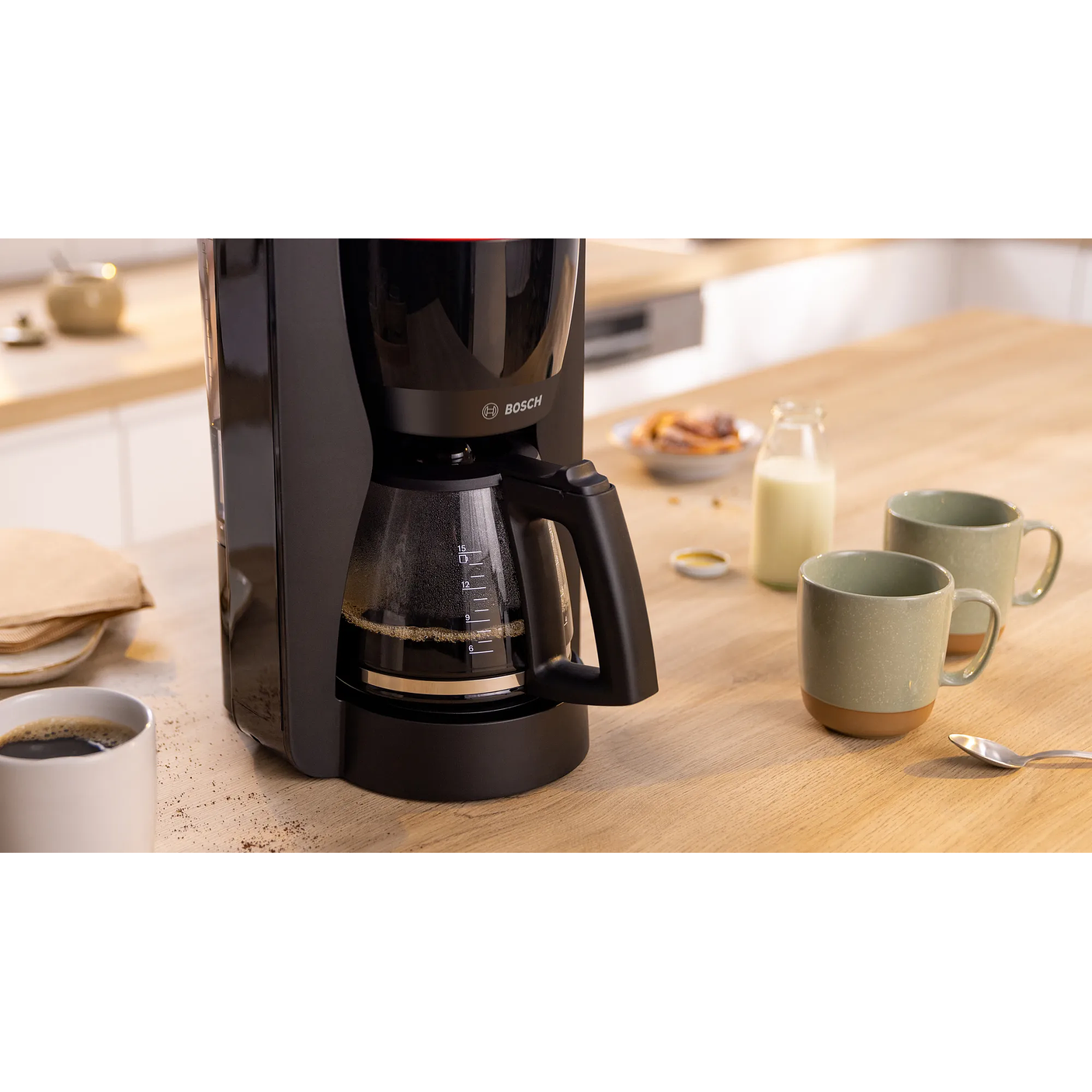 Cafetera MyMoment Negro 8 tazas BOSCH 10