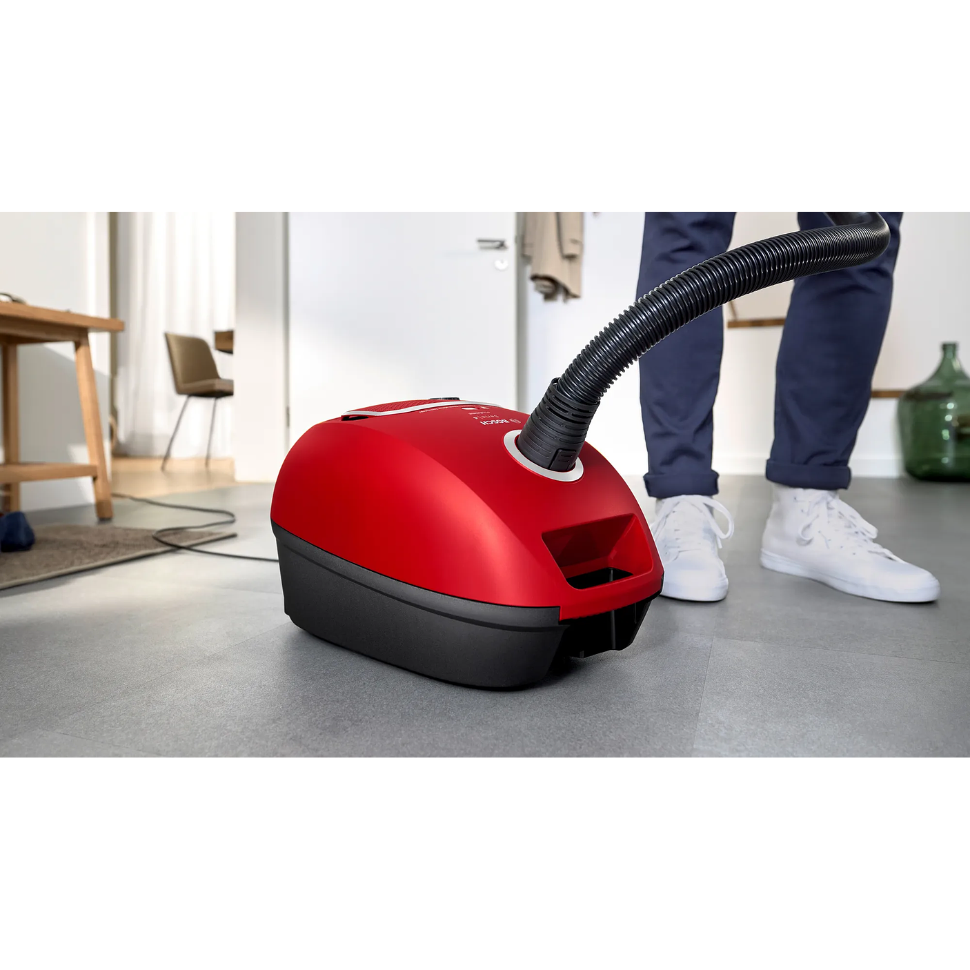 Serie 4 Aspirador con bolsa ProAnimal Rojo BOSCH 2