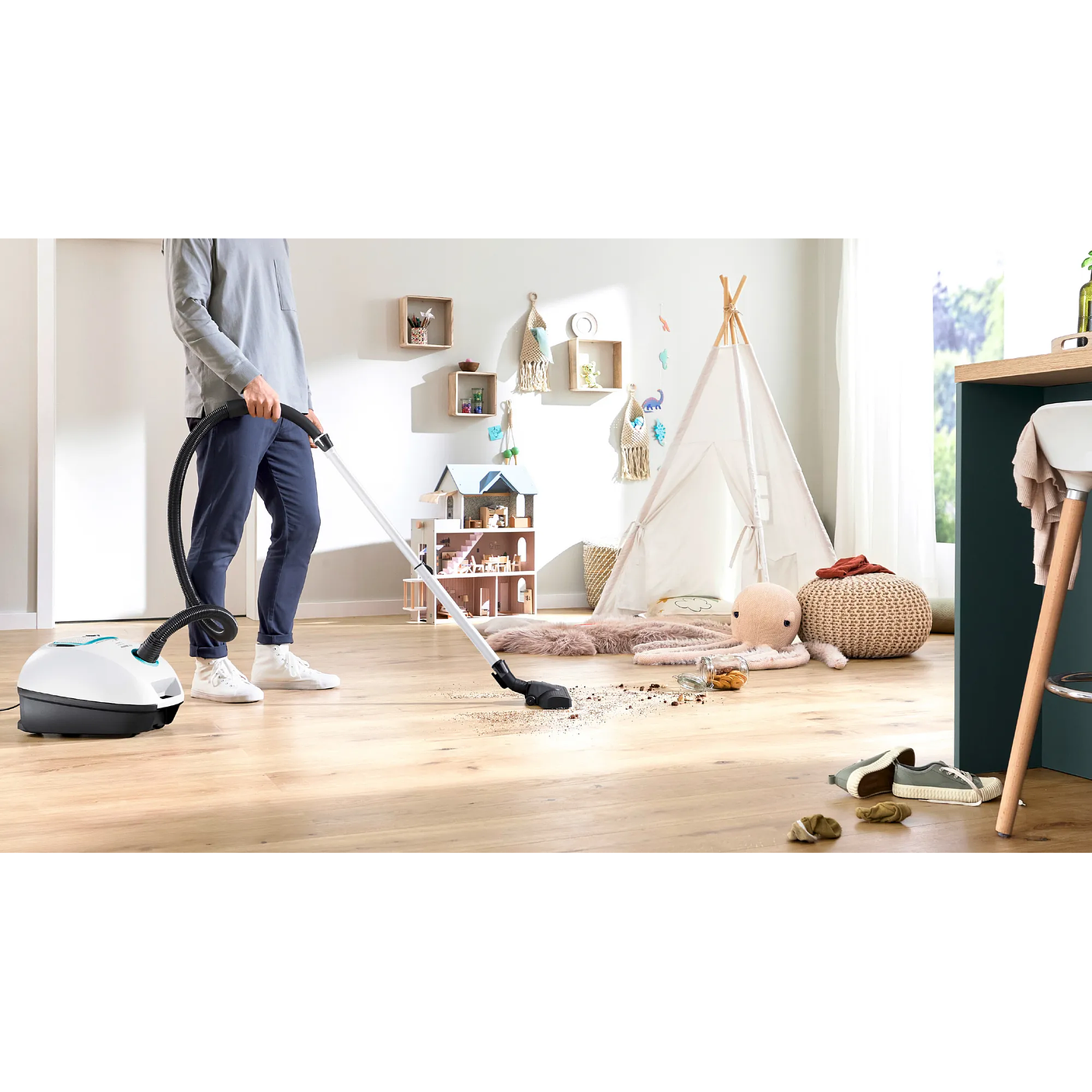 Serie 4 Aspirador con bolsa ProHygienic Blanco BOSCH 16