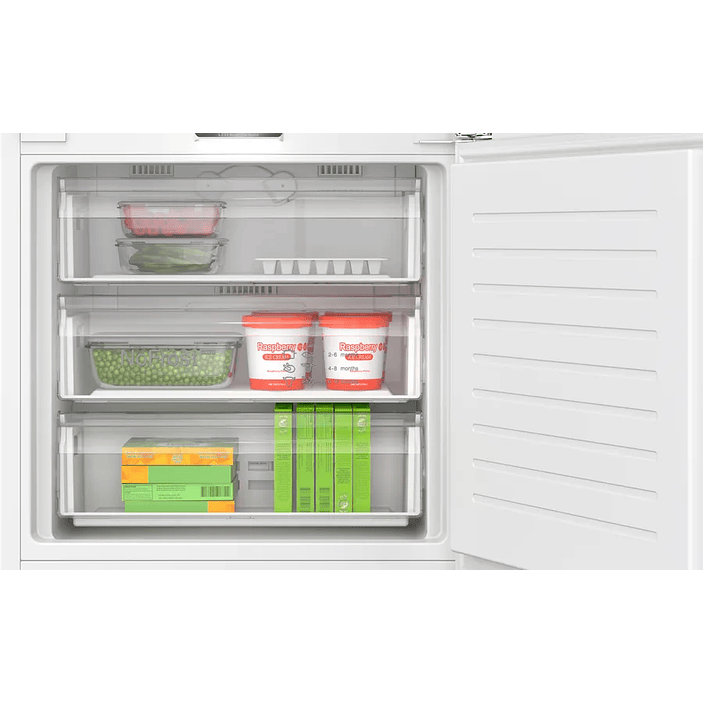 Serie 6 Frigorífico combi integrable 193.5 x 70.8 cm Cierre SoftClose con puerta fija BOSCH 4