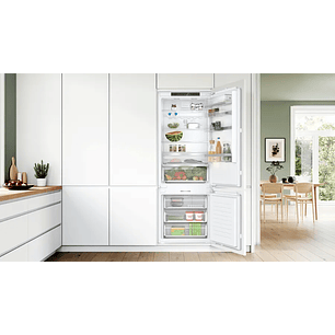 Serie 6 Frigorífico combi integrable 193.5 x 70.8 cm Cierre SoftClose con puerta fija BOSCH