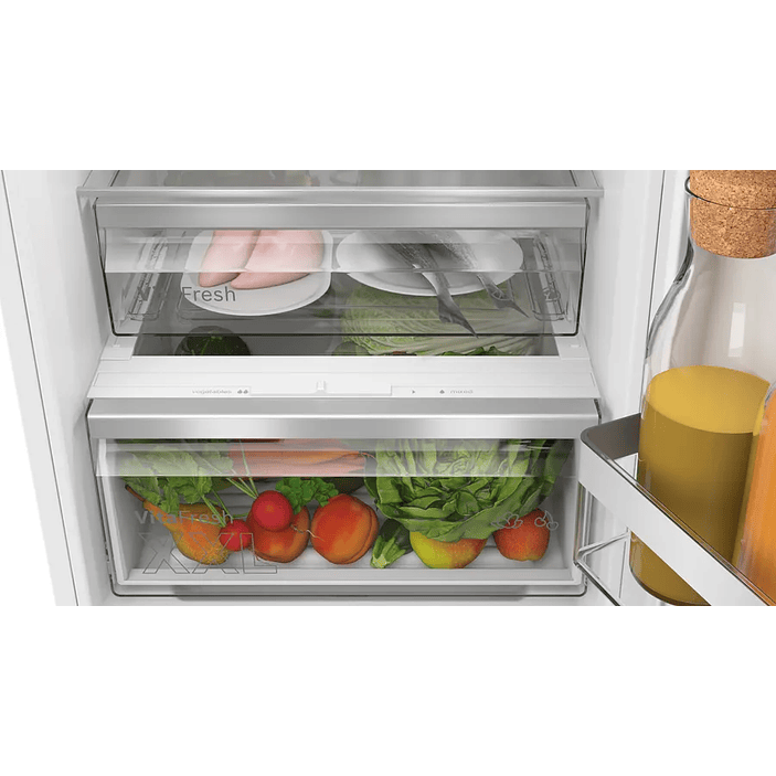 Serie 4 Frigorífico combi integrable 177.2 x 54.1 cm Puerta fija BOSCH 7