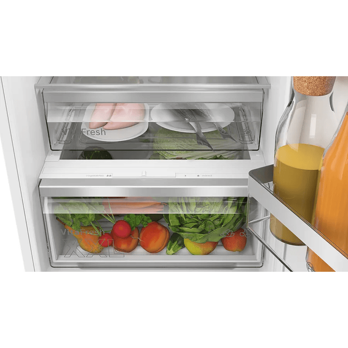 Serie 4 Frigorífico combi integrable 177.2 x 54.1 cm Puerta deslizante BOSCH 7
