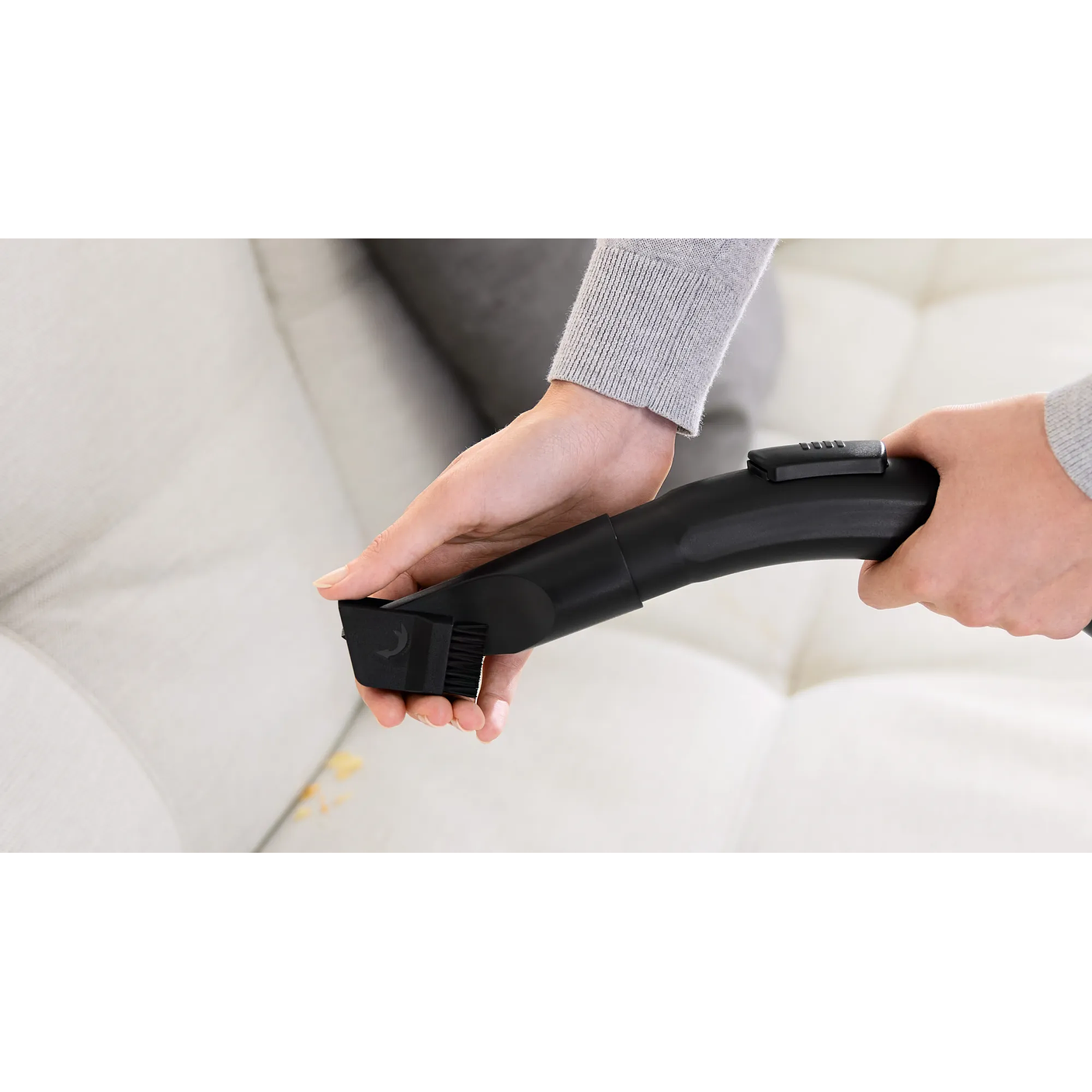 Serie 2 Aspirador sin bolsa Violeta BOSCH 4