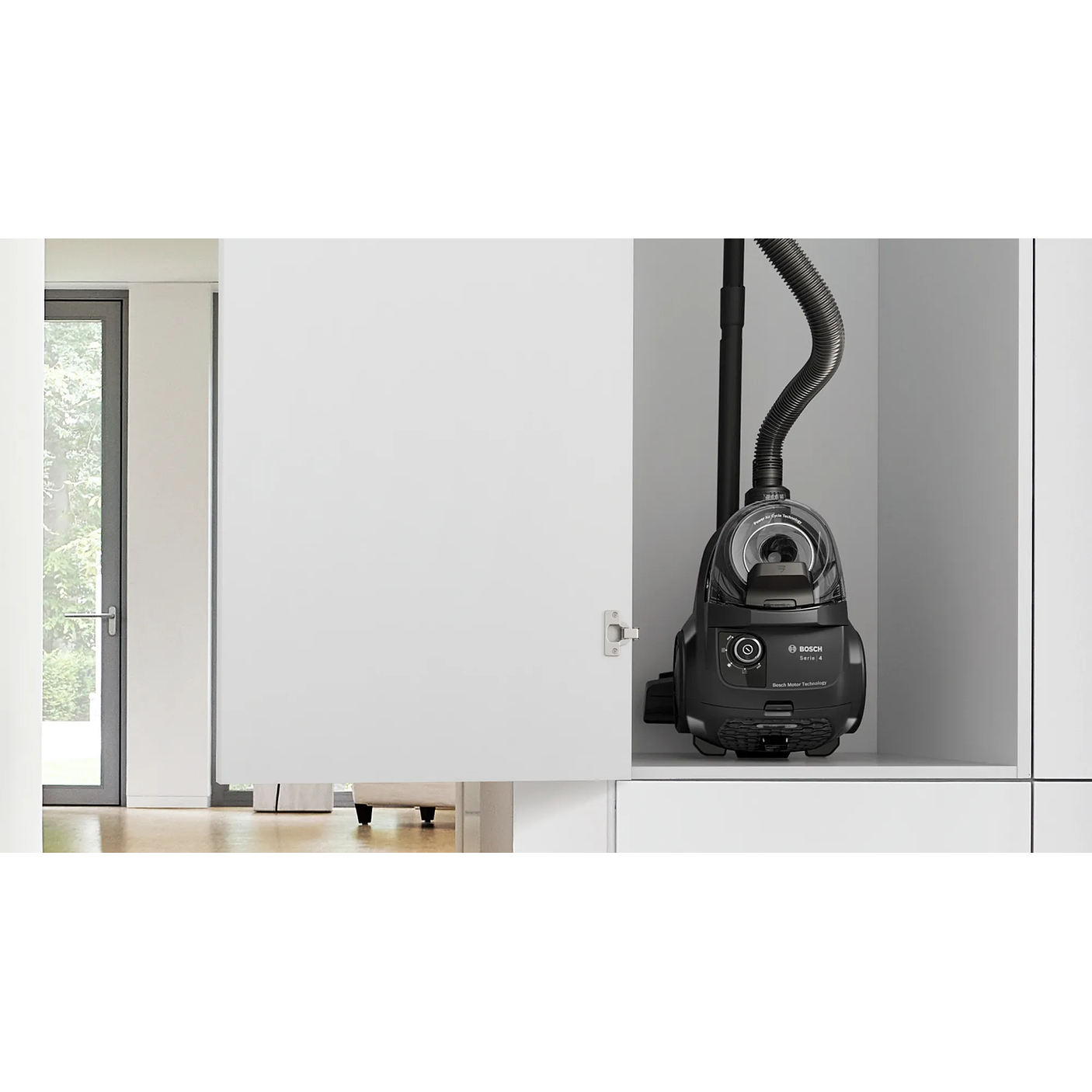 Serie 4 Aspirador sin bolsa Negro BOSCH 3