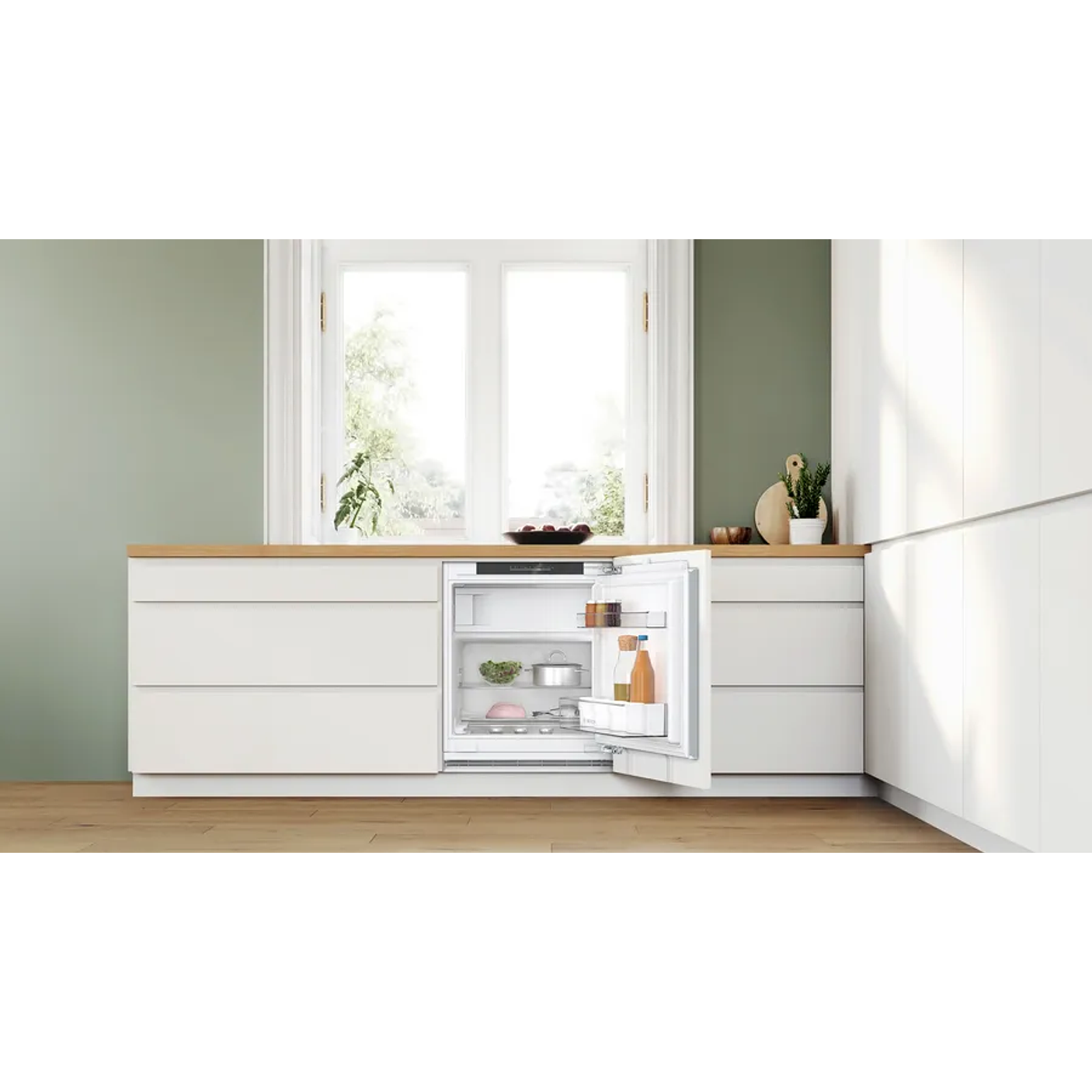 Serie 4 Frigorífico bajo encimera 82 x 59.8 cm Puerta fija 2