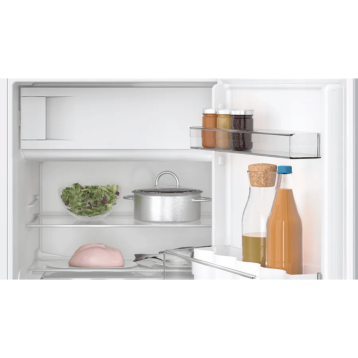 Serie 4 Frigorífico bajo encimera 82 x 59.8 cm Puerta fija 5